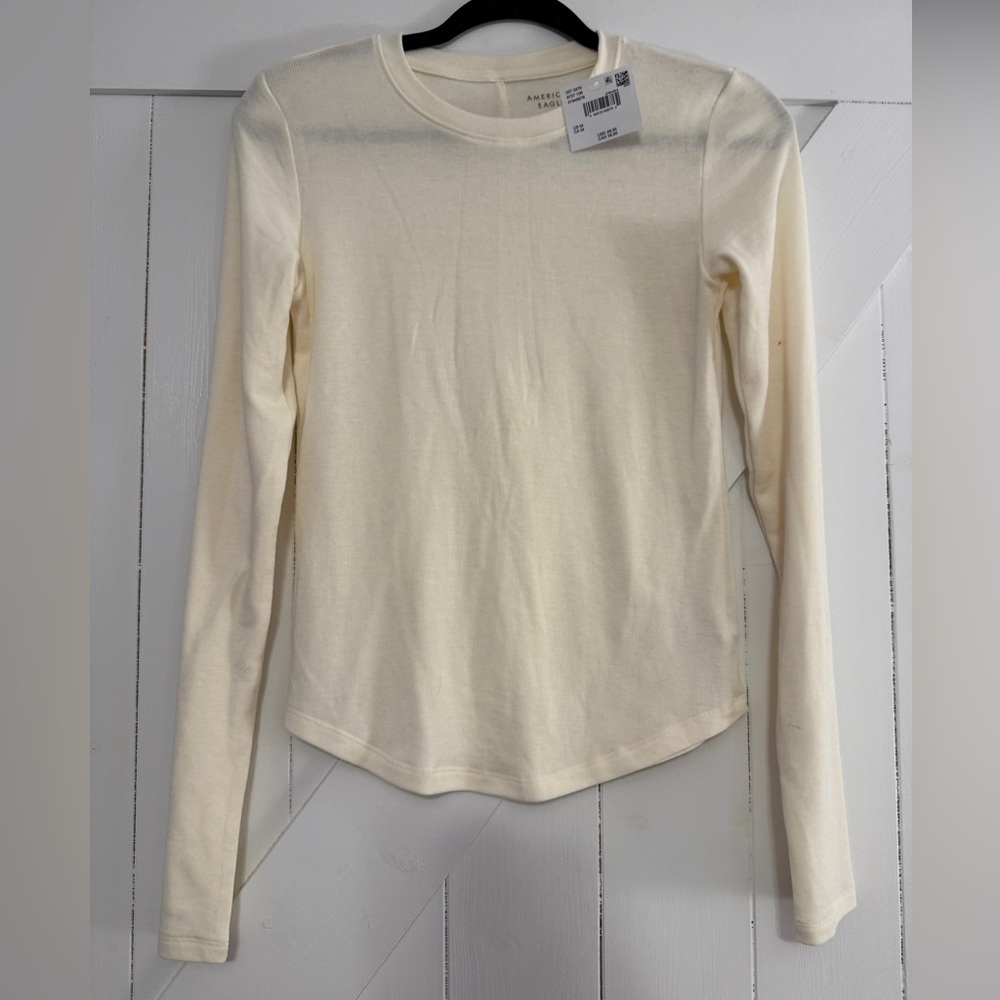 American Eagle Outfitters Off-White Long Sleeve Top